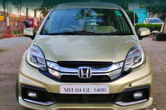 Honda Mobilio RS i-DTEC Opt 2014