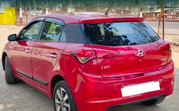 Hyundai Elite i20 Sportz 1.4 CRDi 2015