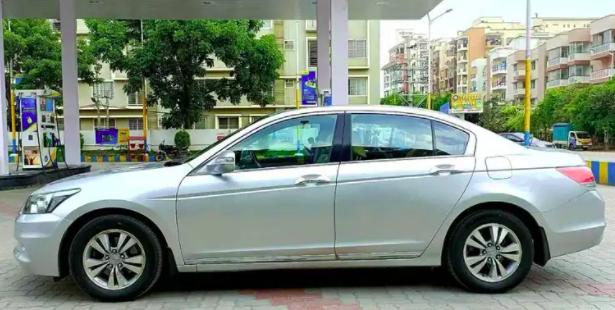 Honda Accord 2.4 ELEGANCE MT 2012