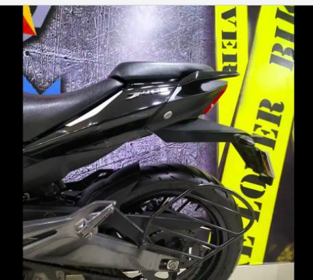 Bajaj Dominar 400 2017