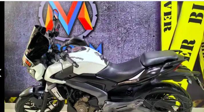 Bajaj Dominar 400 2017