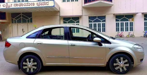 Fiat Linea EMOTION 1.3 2009