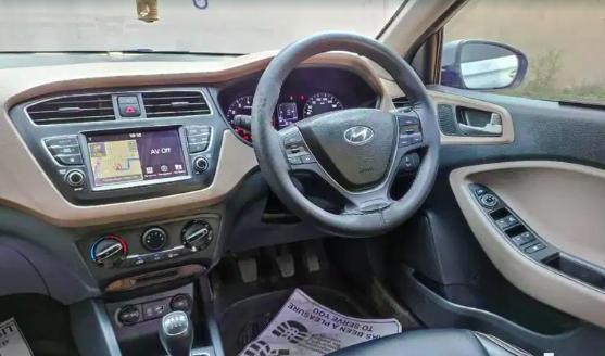 Hyundai Elite i20 Sportz 1.2 Opt 2020