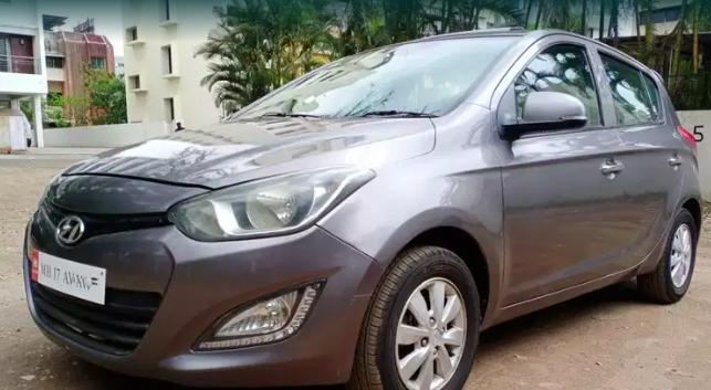 Hyundai i20 Asta 1.2 (O) With Sunroof 2013