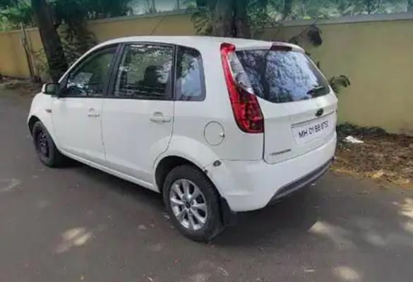 Ford Figo 1.5D TITANIUM PLUS MT 2012