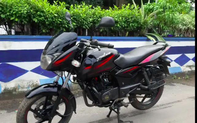 Bajaj Pulsar 150cc 2011