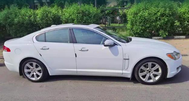 Jaguar XF 2.2 Diesel Luxury 2013