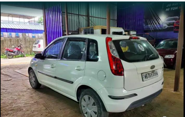 Ford Figo DURATEC TITANIUM 1.2 2011