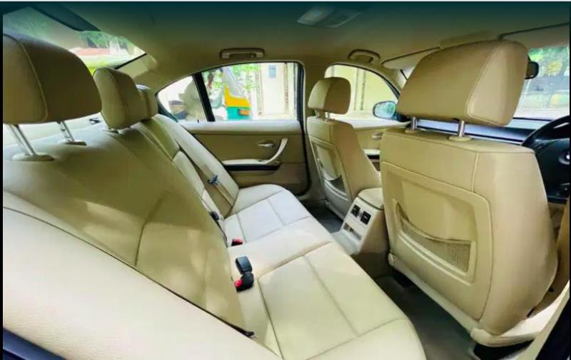 BMW 3 Series 320d 2010