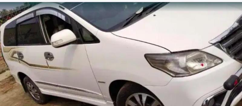 Toyota Innova 2.5 V 8 STR 2016