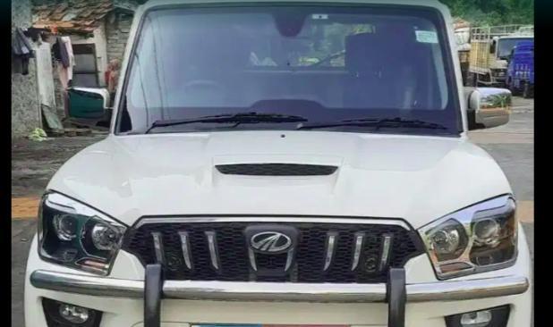 Mahindra Scorpio S10 7 Seater 2017