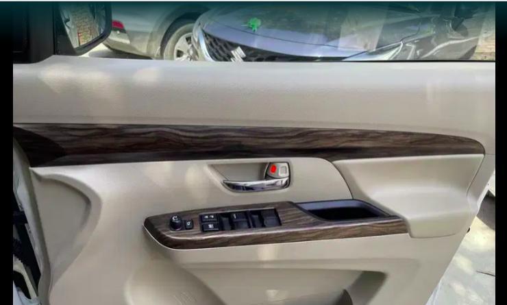 Toyota Innova 2.5 VX 7 STR BS III 2014