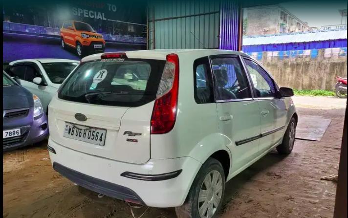 Ford Figo DURATEC TITANIUM 1.2 2011