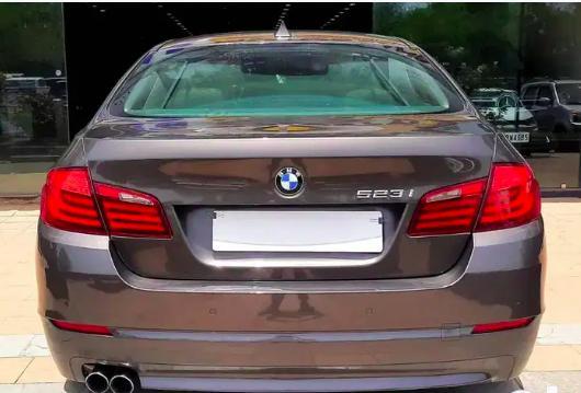 BMW 5 Series 523I 2011
