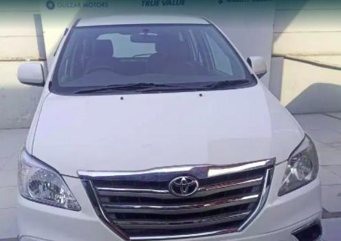 Toyota Innova 2.5 G 8 STR BS IV 2012