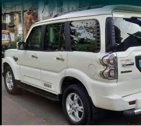 Mahindra Scorpio S10 7 Seater 2017