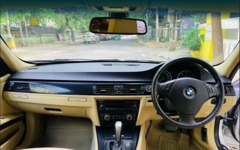BMW 3 Series 320d 2010