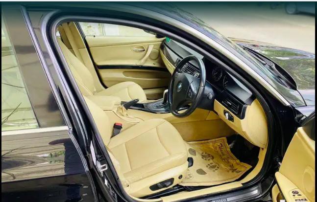 BMW 3 Series 320d 2010