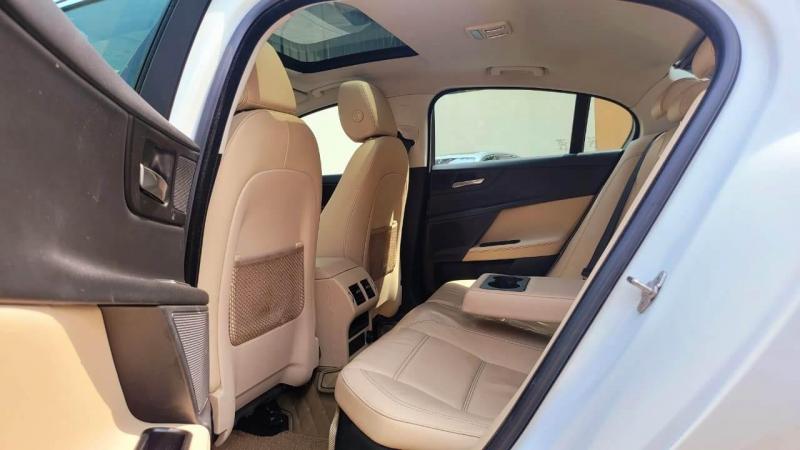 Jaguar XE Prestige 2017