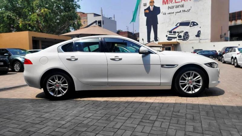 Jaguar XE Prestige 2017