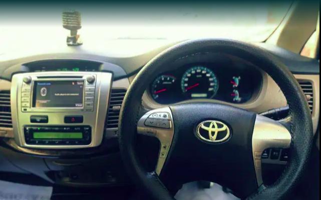 Toyota Innova 2.5 VX 7 STR BS III 2015