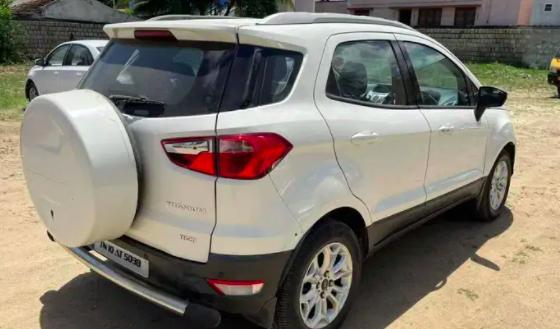 Ford EcoSport Titanium+ 1.5L TDCi 2015