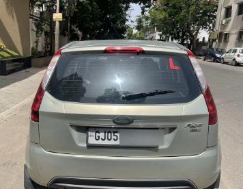 Ford Figo 1.5 TDCI Titanium 2010