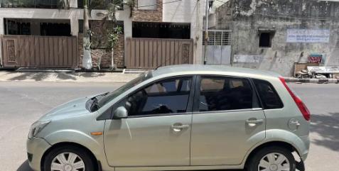 Ford Figo 1.5 TDCI Titanium 2010