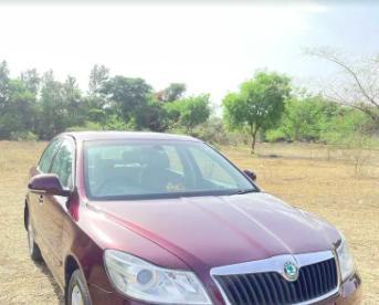 Skoda Laura ELEGANCE 2.0 TDI CR AT 2012