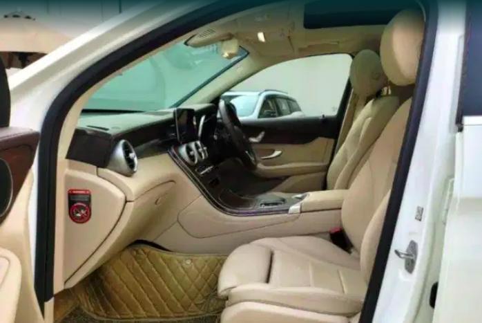 Mercedes-Benz C-Class C 200 Progressive BS6 2021