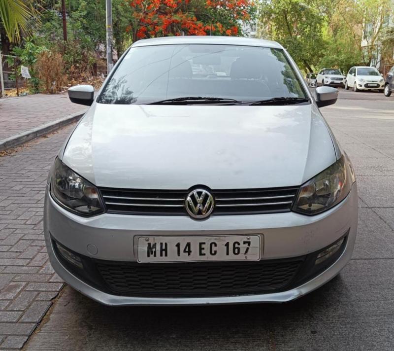 Volkswagen polo Trendline 1.2L (D) 2013