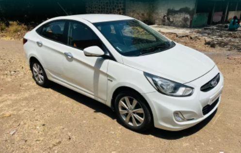 Hyundai Verna FLUIDIC 1.6 SX VTVT  OPT 2012
