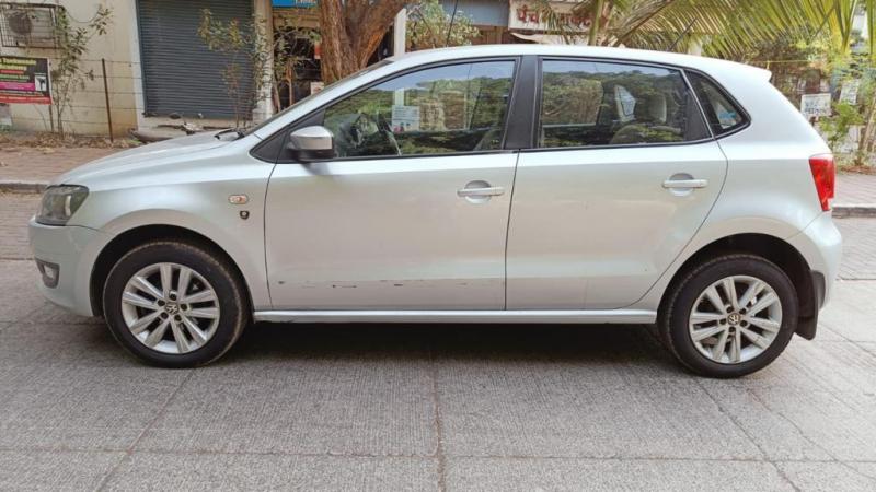 Volkswagen polo Trendline 1.2L (D) 2013