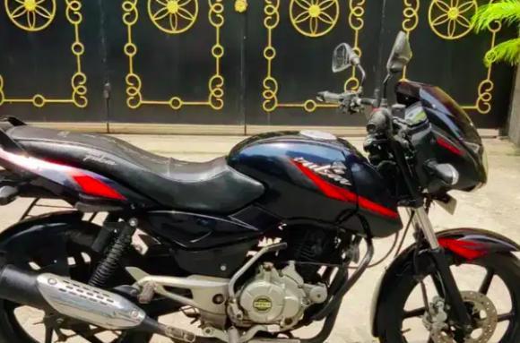 Bajaj Pulsar 150cc 2013
