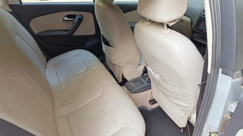 Volkswagen polo Trendline 1.2L (D) 2013