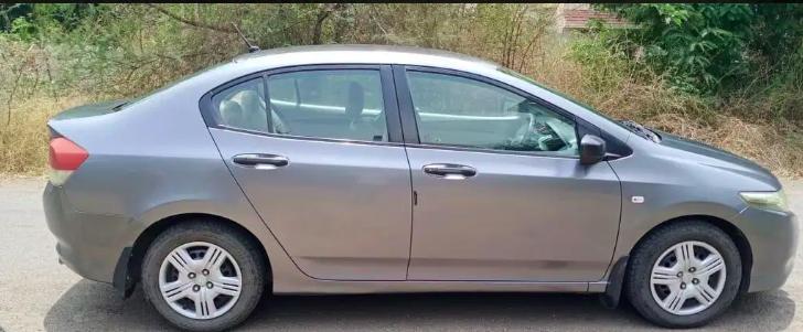 Honda City V i-VTEC 2010 