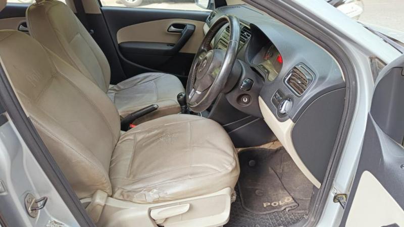 Volkswagen polo Trendline 1.2L (D) 2013