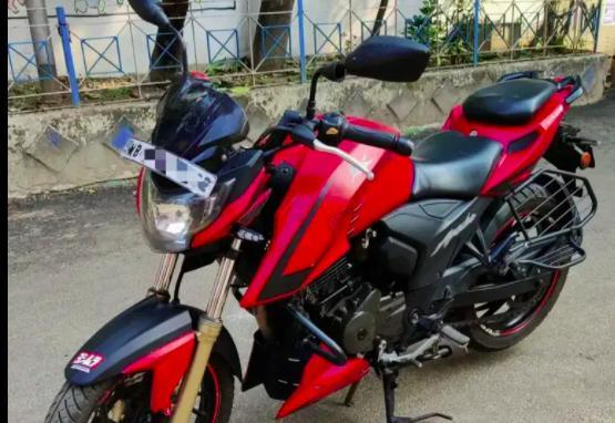 TVS Apache RTR 200 4V FI 2017