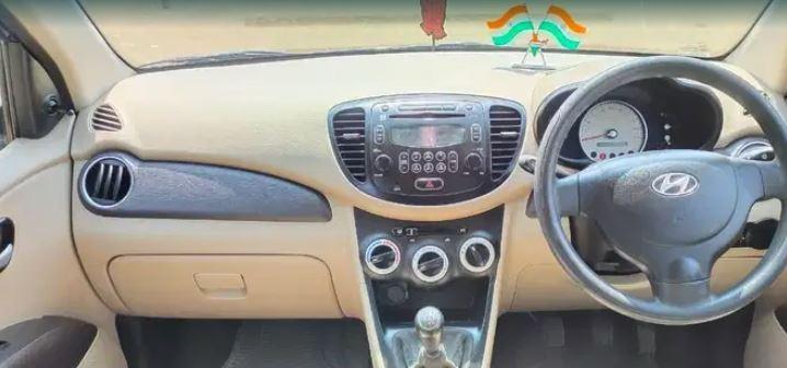 Hyundai i10 Sportz 1.2 2010