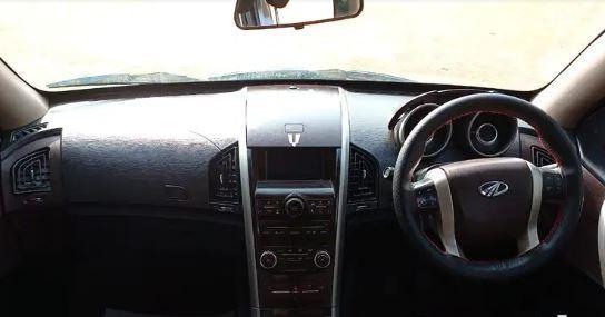 Mahindra XUV500 W6 4X2 2015