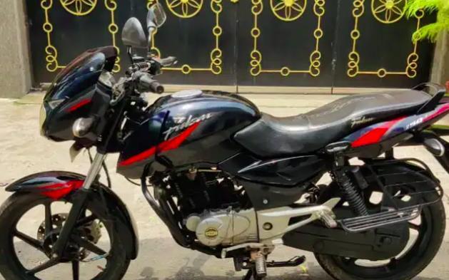 Bajaj Pulsar 150cc 2013