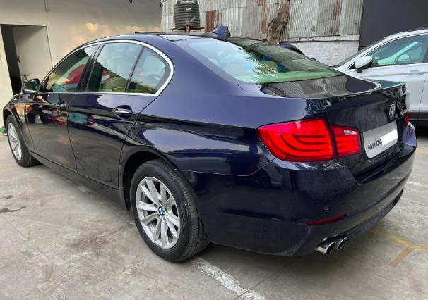 BMW 5 Series 520d 2011