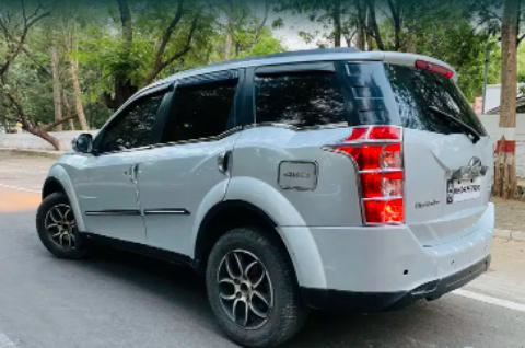 Mahindra XUV500 W8 2WD 2011