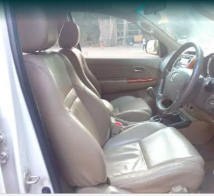 Toyota Fortuner 3.0 4X4 MT 2011