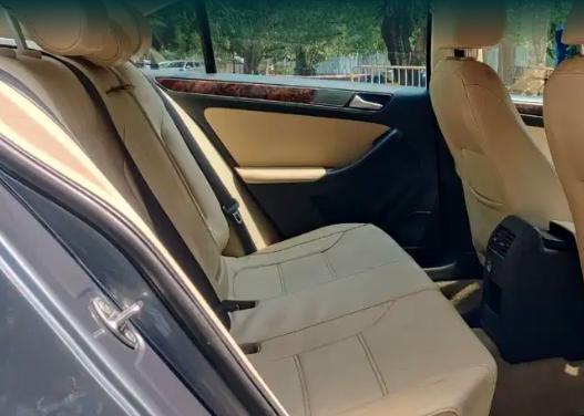 Volkswagen Jetta 2.0L TDI Comfortline 2013