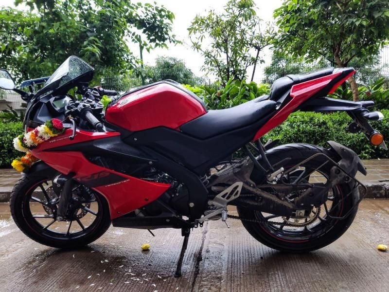 Used Yamaha YZF-R15 V3 150cc Metallic Red BS6 2021 Model (PID ...