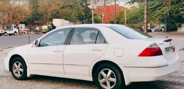 Honda Accord 2.4 ELEGANCE MT 2008