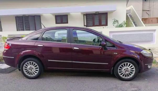 Fiat Linea Emotion 1.3 2012