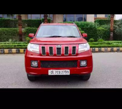 Mahindra TUV300 T8 2018