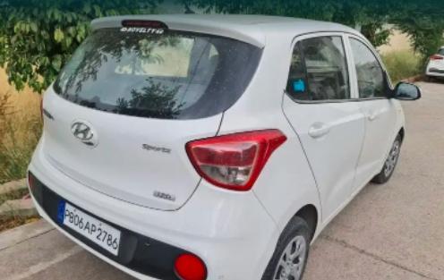 Hyundai Grand i10 Sportz CRDi 2017